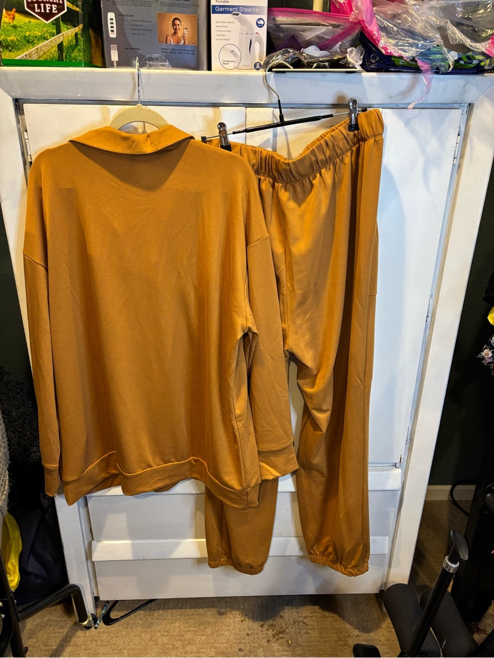 Dear Scarlett Two-Piece Relaxed Pullover & Drawstring Track Pants - chestnut - Picture 2 of 5